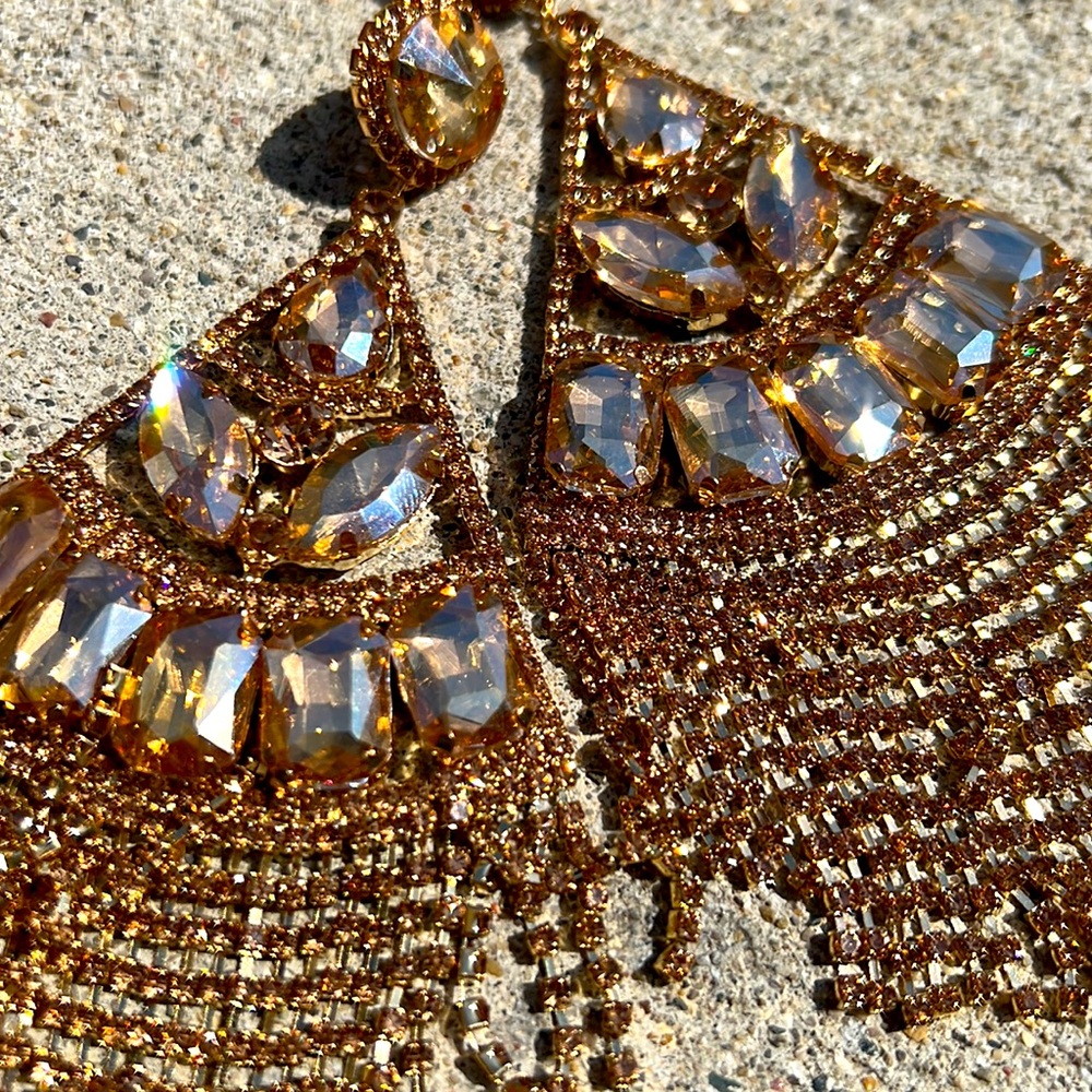Huge gold sparkle rhinestone fancy large drop earrings - Picture 8 of 8
